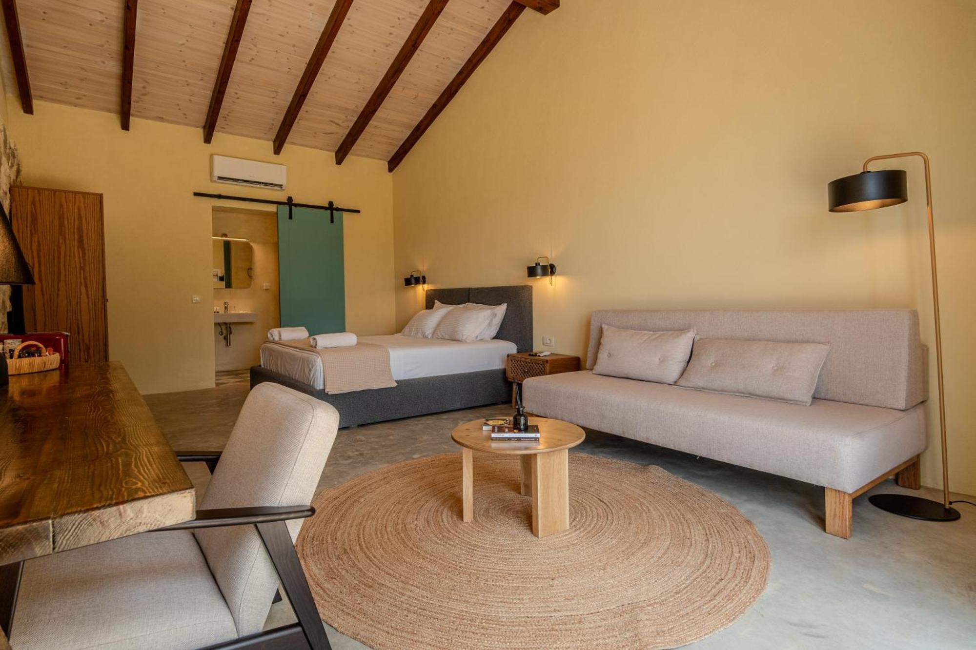 Kalesma Apartment Himare